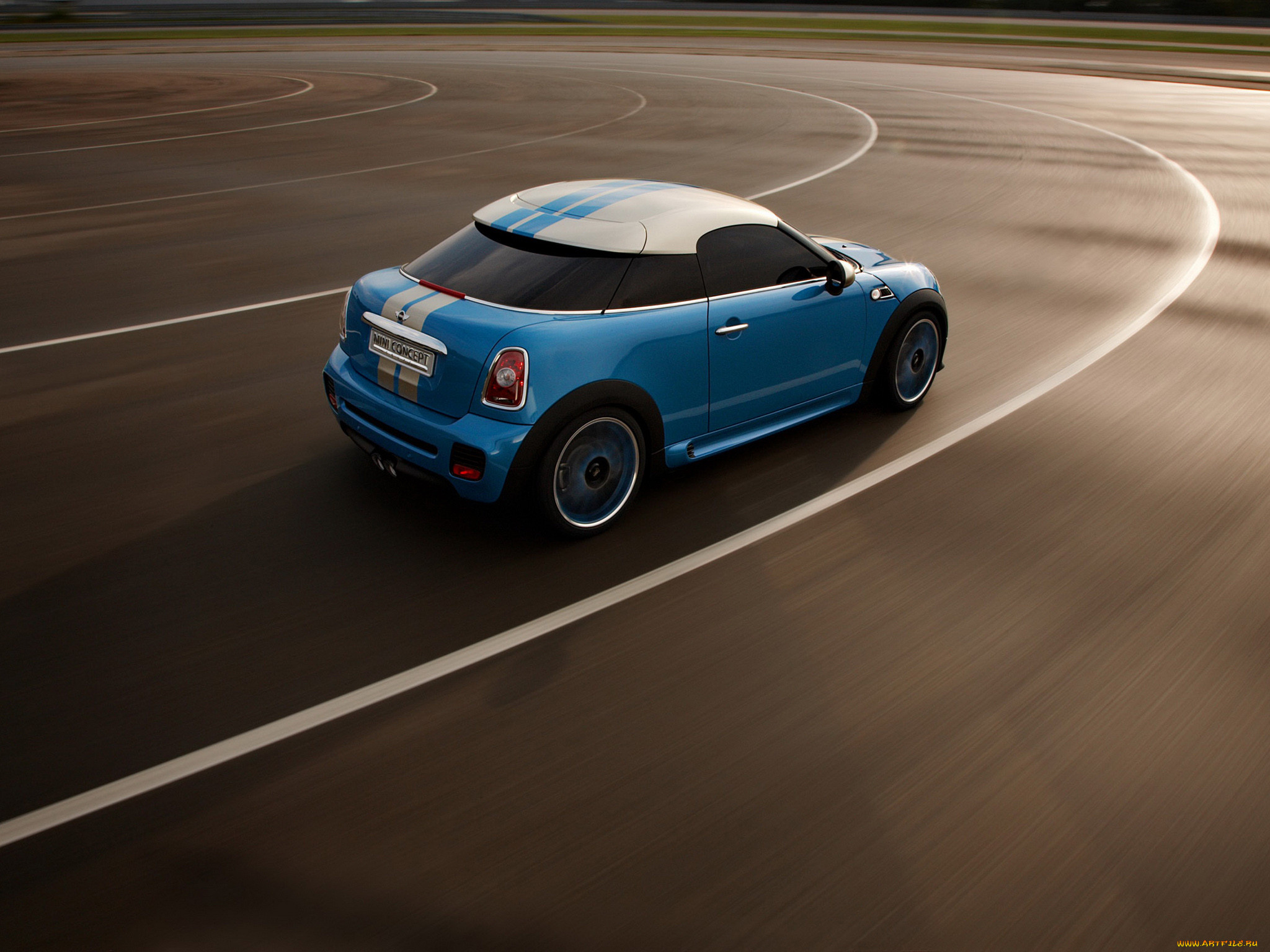 , mini